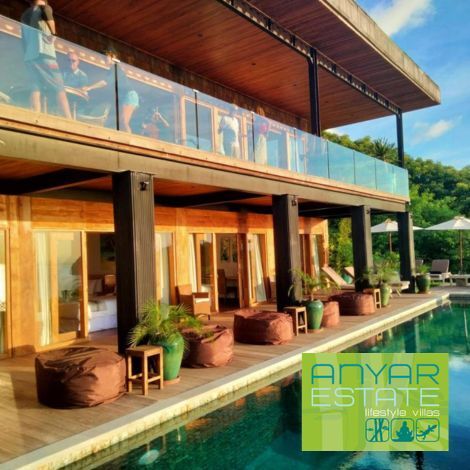 Paradise Garage Komodo